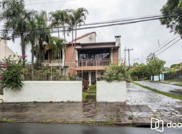 Casa · 485m² · 4 Quartos · 3 Vagas · Casa para Venda - 485m², 4 dormitórios, sendo 1 suites, 3 vagas - Cristal