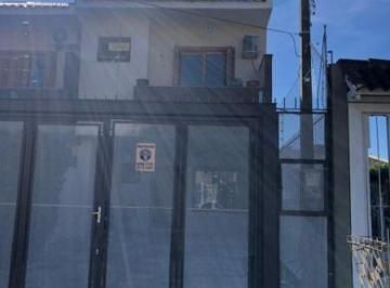 .jpg+2025-03-05 · Casa para Venda - 150m², 3 dormitórios, sendo 1 suites, 2 vagas - Guarujá