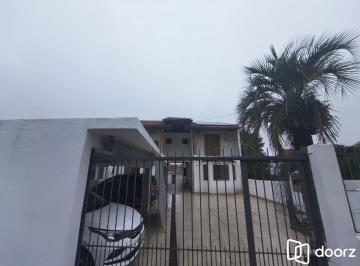 Casa · 250m² · 2 Quartos · 3 Vagas · Oportunidade Imperdível - Terreno com 3 casas no Bairro Serraria Porto Alegre/RS