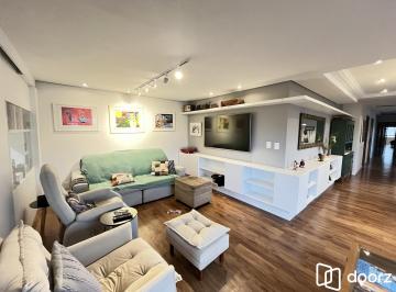 Apartamento · 311m² · 3 Quartos · 2 Vagas · Apartamento de 3 quartos, 2 suítes, 1 americana e 2 vagas no bairro Farroupilha