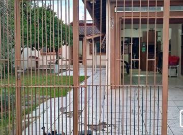 Casa · 120m² · 2 Quartos · 2 Vagas · Casa 2 dormitórios com garagem e churrasqueira no Sarandi