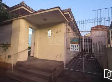 Casa · 300m² · 3 Quartos · 4 Vagas · Casa à venda - em São João