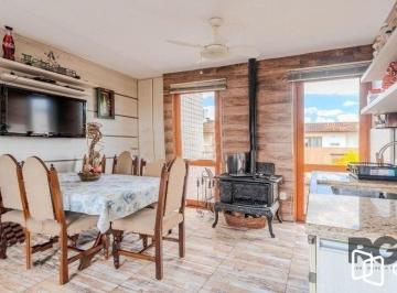 Apartamento · 176m² · 2 Quartos · 2 Vagas · Cobertura  2 dormitórios no coração do Bairro Jardim Lindóia em Porto Alegre.