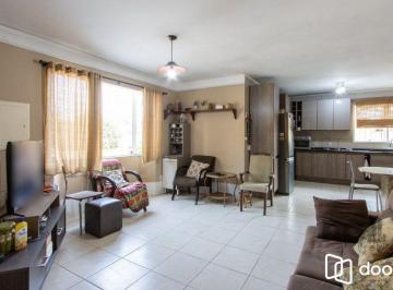Casa · 289m² · 6 Quartos · 2 Vagas · Casa à venda - em Tristeza