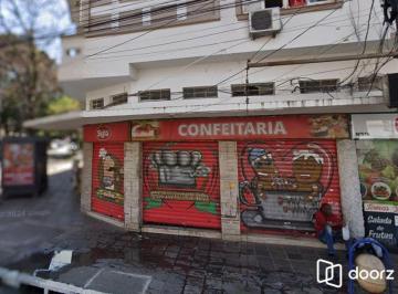 Comercial · 59m² · 1 Quarto · Loja de esquina na Avenida Protásio Alves Bairro Rio Branco