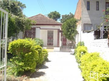 Casa · 124m² · 2 Quartos · 2 Vagas · Vende Casa térrea com ótimo pátio - Ótima localização próximo do Hospital Concei