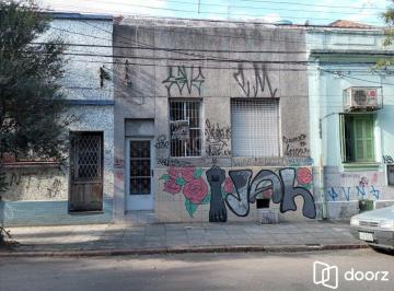Casa · 70m² · 2 Quartos · Casa para Venda - 70m², 2 dormitórios, Cidade Baixa