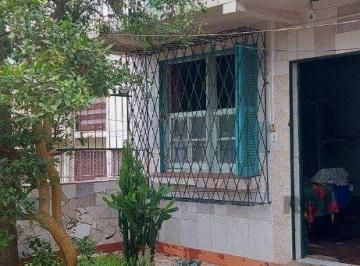 Casa · 200m² · 3 Quartos · Casa 3 dormitórios Bairro Nonoai