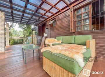Casa · 150m² · 2 Quartos · 3 Vagas · Casa à venda - em Guaíba