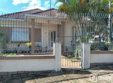 Casa · 384m² · 3 Quartos · 3 Vagas · Casa para Venda - 384m², 3 dormitórios, sendo 1 suites, 3 vagas - Teresópolis