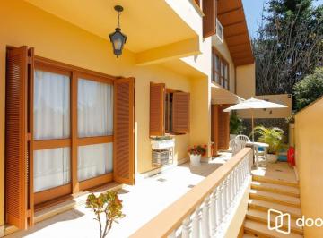 Casa · 297m² · 3 Quartos · 2 Vagas · Casa com 3 dormitórios no Bairro Tristeza, em Porto Alegre