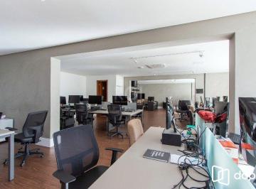 Comercial · 225m² · 4 Quartos · 3 Vagas · Cobertura Comercual para Venda - 225,39m², 3 vagas cobertas - Bela Vista