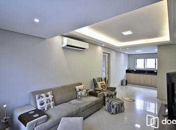 Apartamento · 147m² · 2 Quartos · 3 Vagas · Cobertura Reformada no Jardim Planalto com 3 Vagas e Churrasqueira