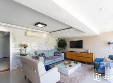 Casa · 281m² · 4 Quartos · 2 Vagas · Casa a venda no bairro Guarujá com 4 dormitórios, piscina e salão de festas