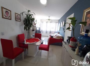 Apartamento · 51m² · 2 Quartos · 1 Vaga · Apartamento 2 dormitórios com vaga coberta e elevador perto da PUC
