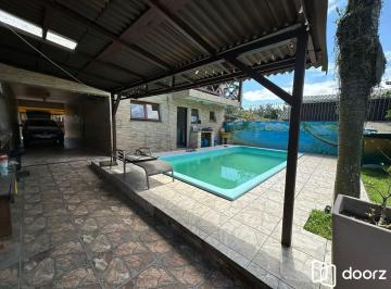 Casa · 237m² · 3 Quartos · 2 Vagas · Linda casa residencial à venda no bairro Ponta Grossa!!!
