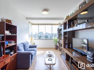 Apartamento · 67m² · 2 Quartos · 1 Vaga · Apartamento de 2 dormitórios, na zona sul de Porto Alegre, semi-mobiliado, churr