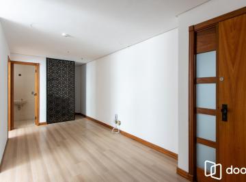 Comercial · 35m² · 3 Quartos · 1 Vaga · Sala comercial para venda em Boa Vista com 3 salas, 1 vaga e ótima localização