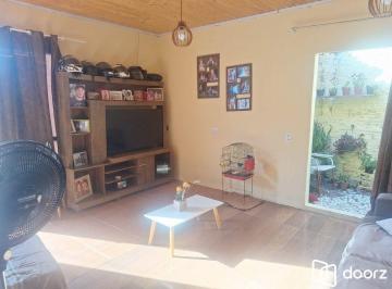 Casa · 158m² · 3 Quartos · 4 Vagas · Casa de 3 quartos e 4 vagas de garagem em Canoas.