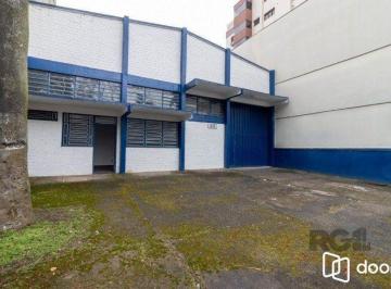 Comercial · 300m² · 3 Quartos · Excelente deposito amplo, de alvenaria em Petrópolis, Br. do Amazonas, c/330 m2