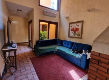Casa · 228m² · 5 Quartos · 3 Vagas · Casa à venda - em Partenon