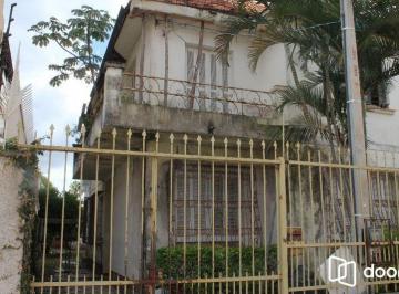 Casa · 300m² · 1 Quarto · Outros para Venda - 300m², Menino Deus