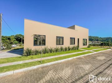 Casa · 100m² · 3 Quartos · 2 Vagas · Casa térrea com 100m² privativo, em condomínio fechado na Estrada Jorge Pereira