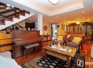 Casa · 275m² · 3 Quartos · 3 Vagas · Casa de 275m² - 3 dormitórios e 3 vagas no bairro Coronel Aparício Borges