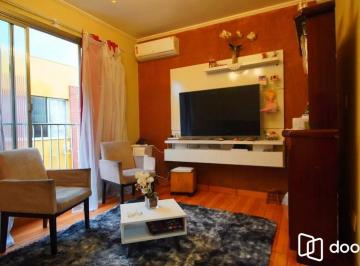 Apartamento · 90m² · 3 Quartos · Apartamento à venda com 90m², 3 quartos e sem vaga Av. Sertório - Navegantes