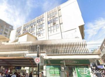 Apartamento · 73m² · 2 Quartos · Apartamento com 2 quartos, elevador no centro de Canoas.