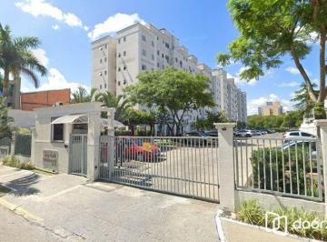 Apartamento · 63m² · 3 Quartos · 1 Vaga · Apartamento semi mobiliado 3 dormitórios 1 vaga de garagem na Rua Sadi Castro.