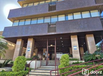 Comercial · 175m² · 7 Quartos · 2 Vagas · Sala com 6 divisórias e 2 vagas