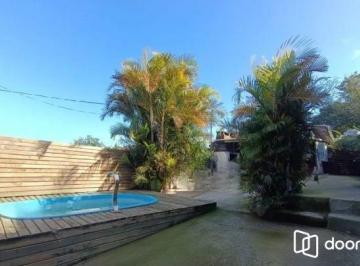 Casa · 100m² · 2 Quartos · 4 Vagas · Casa no bairro Jardim do Salso com 2 dormitórios e 4 vagas
