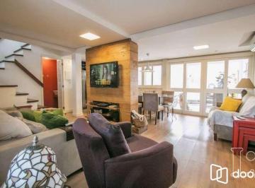 Casa · 196m² · 3 Quartos · 2 Vagas · Casa à venda - em Cavalhada