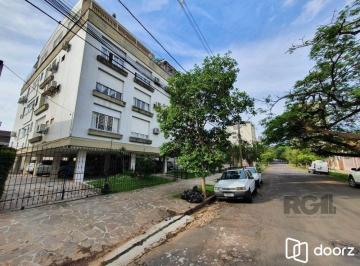 Apartamento · 105m² · 2 Quartos · 2 Vagas · Apartamento de 2 quartos, suíte e 2 vagas de garagem no bairro Jardim Botânico.