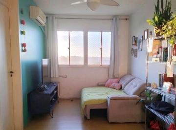 Apartamento · 42m² · 2 Quartos · 1 Vaga · Apartamento 2 dormitórios, 1 vaga e elevador no Sarandi.