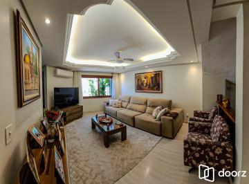 Casa · 260m² · 3 Quartos · 3 Vagas · Casa em condomínio, 3 quartos, 1 suite, 3 vagas de garagem - Bairro Tristeza