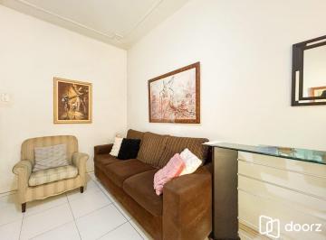 Apartamento · 75m² · 2 Quartos · Apartamento de 2 dormitorios à venda em Santa Cecília - Porto Alegre