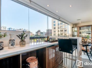 Apartamento · 60m² · 1 Quarto · 1 Vaga · Apartamento de 1 dormitório á venda em Três Figueiras, Porto Alegre.