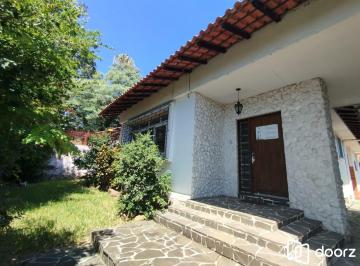 Casa · 170m² · 3 Quartos · 2 Vagas · Casa à venda - em Tristeza