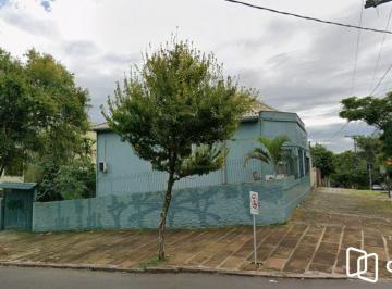Casa · 220m² · 4 Quartos · 4 Vagas · Casa no bairro Santo Antônio em terreno com 280m² de 4 dormitórios e 4 vagas