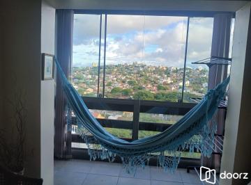 Apartamento · 76m² · 2 Quartos · 1 Vaga · Apartamento de 2 dormitórios com vaga de garagem coberta e escriturada no Bairro