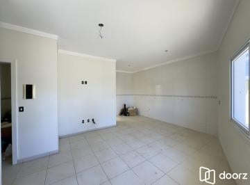 Casa · 60m² · 2 Quartos · 1 Vaga · Casa em condomínio com 2 dormitórios, vaga de garagem e churrasqueira na Olaria