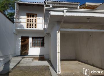 Casa · 168m² · 5 Quartos · 3 Vagas · Casa 5 Dormitórios em Fase Final de Construção