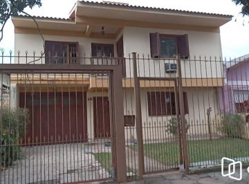 Casa · 192m² · 3 Quartos · 3 Vagas · Casa 03 dormitórios, com páteo