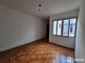 Apartamento · 42m² · 1 Quarto · Apartamento de 1 dormitório a venda no Bairro Cidade Baixa