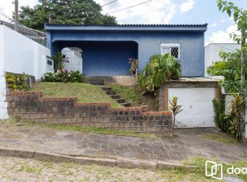 Casa · 250m² · 4 Quartos · 2 Vagas · Terreno com 2 casas, 4 quartos, 1 suite - Bairro Cavalhada