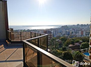 Apartamento · 310m² · 3 Quartos · 3 Vagas · Cobertura com vista para o Guaíba, suíte e 2 vagas