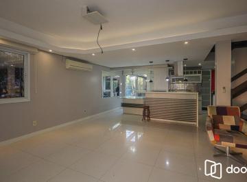 Casa · 217m² · 3 Quartos · 4 Vagas · Casa em Bairro exclusivo e condominio fechado com infra estrutura