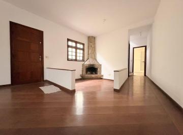 Casa de 3 quartos, São Paulo · Sobrado com 3 dormitórios, 2 suítes e 3 vagas próximo ao Metrô Vila Sônia
